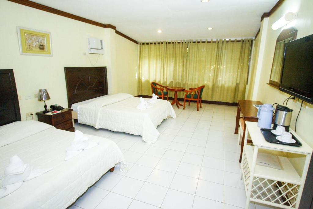 Bohol La Roca Hotel Totolan Habitación foto