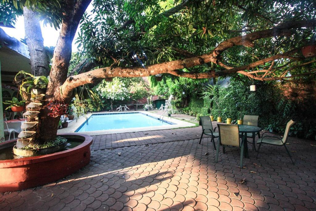 Bohol La Roca Hotel Totolan Exterior foto