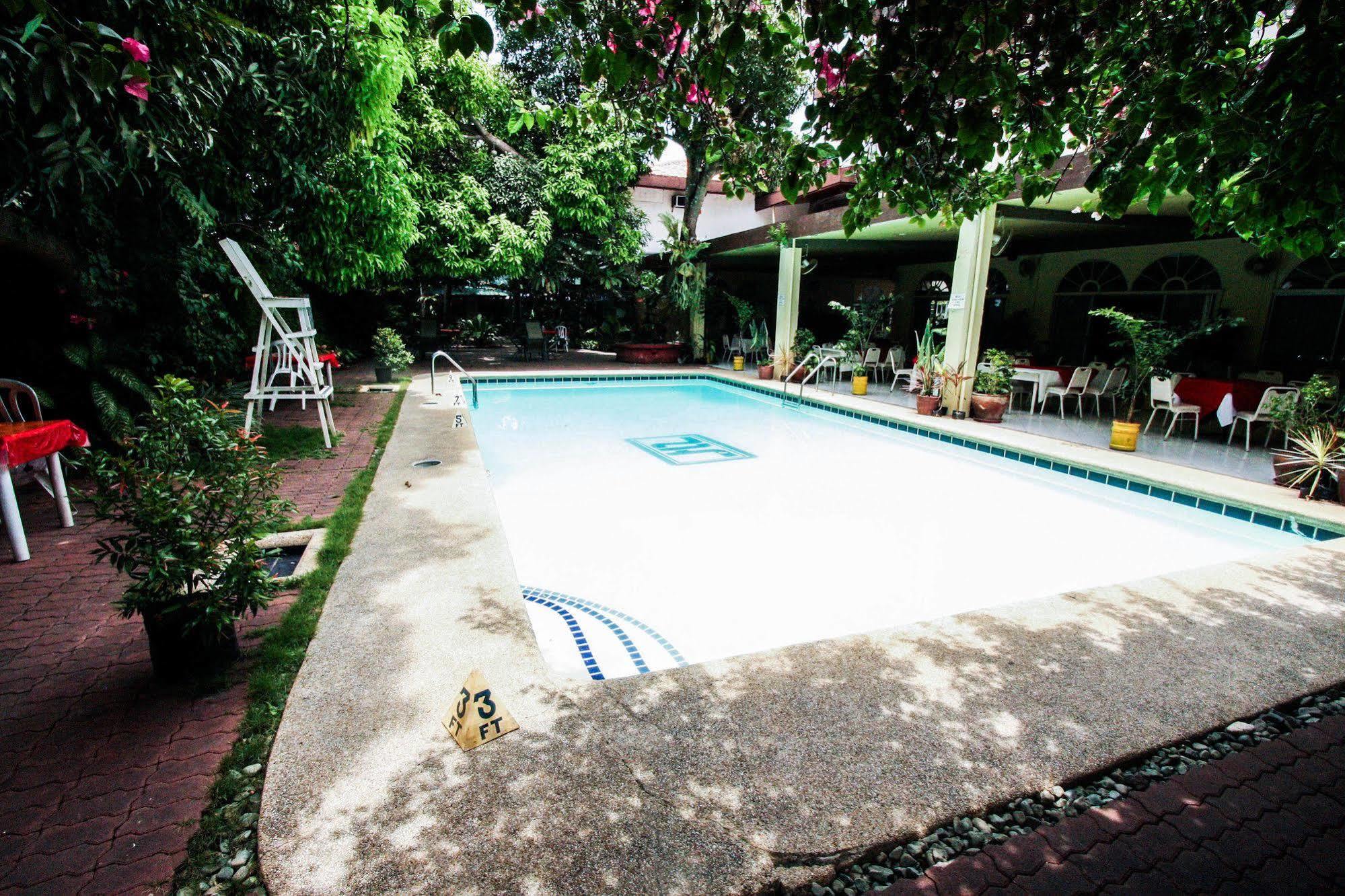Bohol La Roca Hotel Totolan Exterior foto